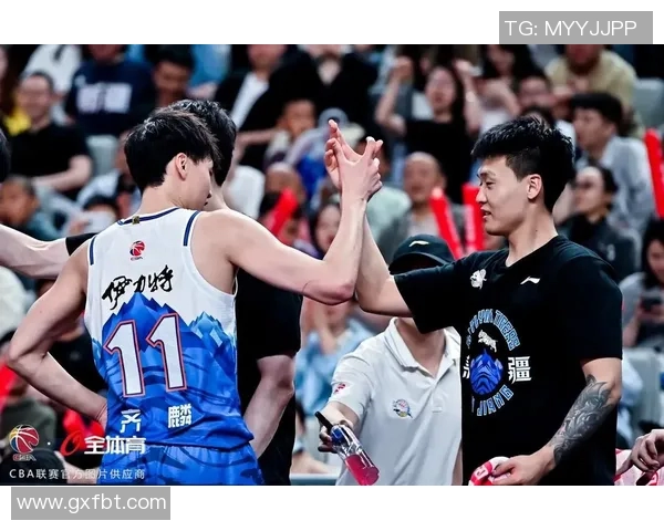 CBA新疆队对阵深圳队精彩直播回顾与赛后分析 CBA新疆队对阵深圳队精彩直播回顾与赛后分析